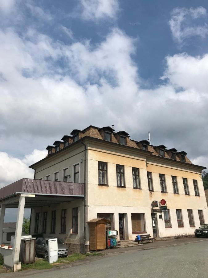 Apartman Na Bohdasine Červený Kostelec Extérieur photo